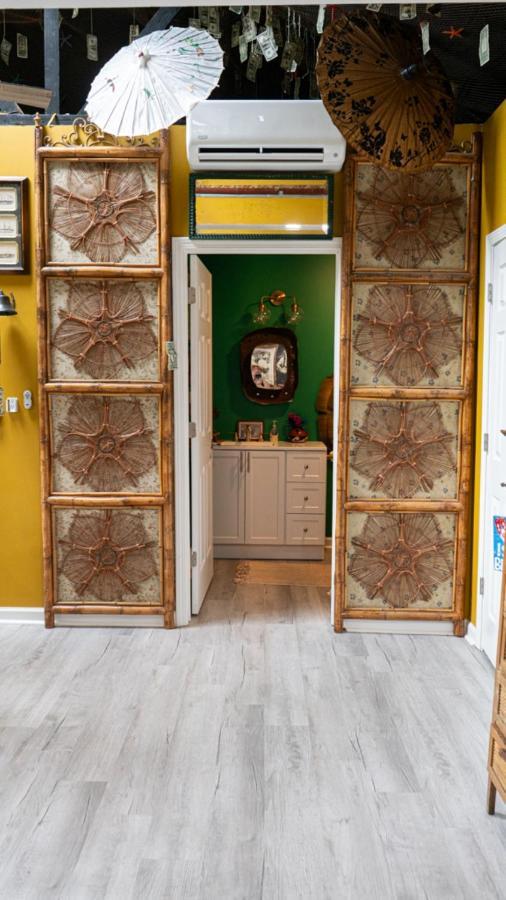 Tropical Tiki Hut Villa Louisville Eksteriør bilde